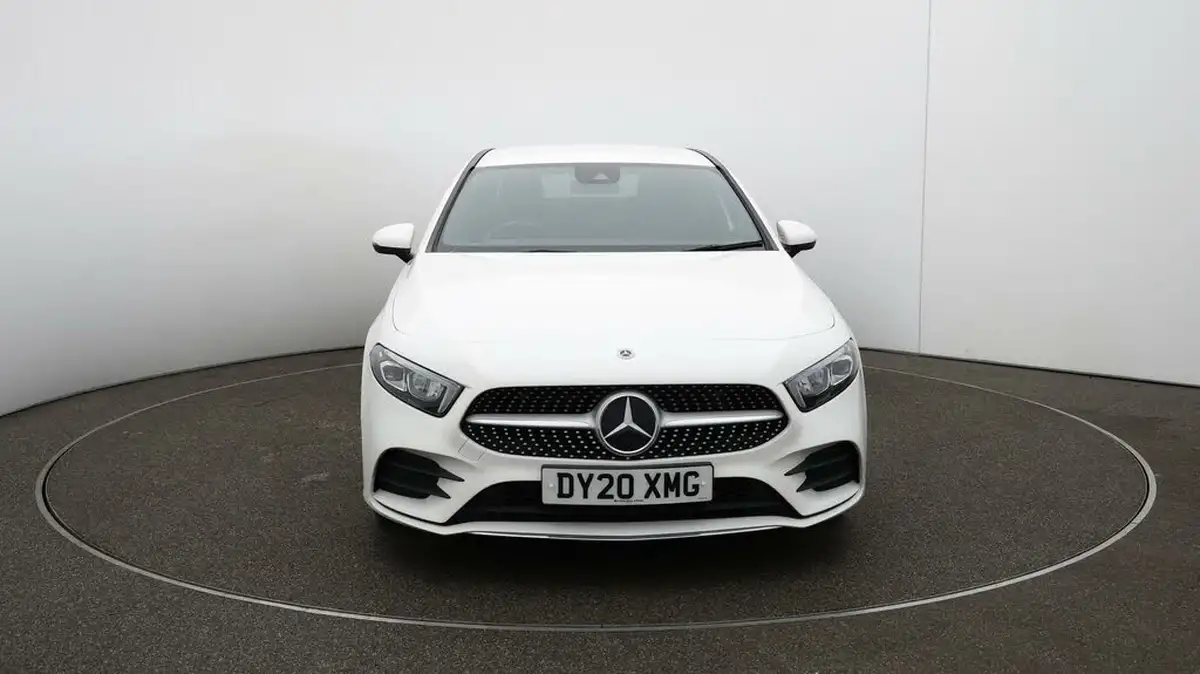 2020-mercedes-benz-a-class-13-a200-amg-line-saloon-4d-big-31