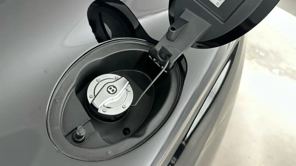 2021-bentley-continental-40-gt-v8-coupe-big-14