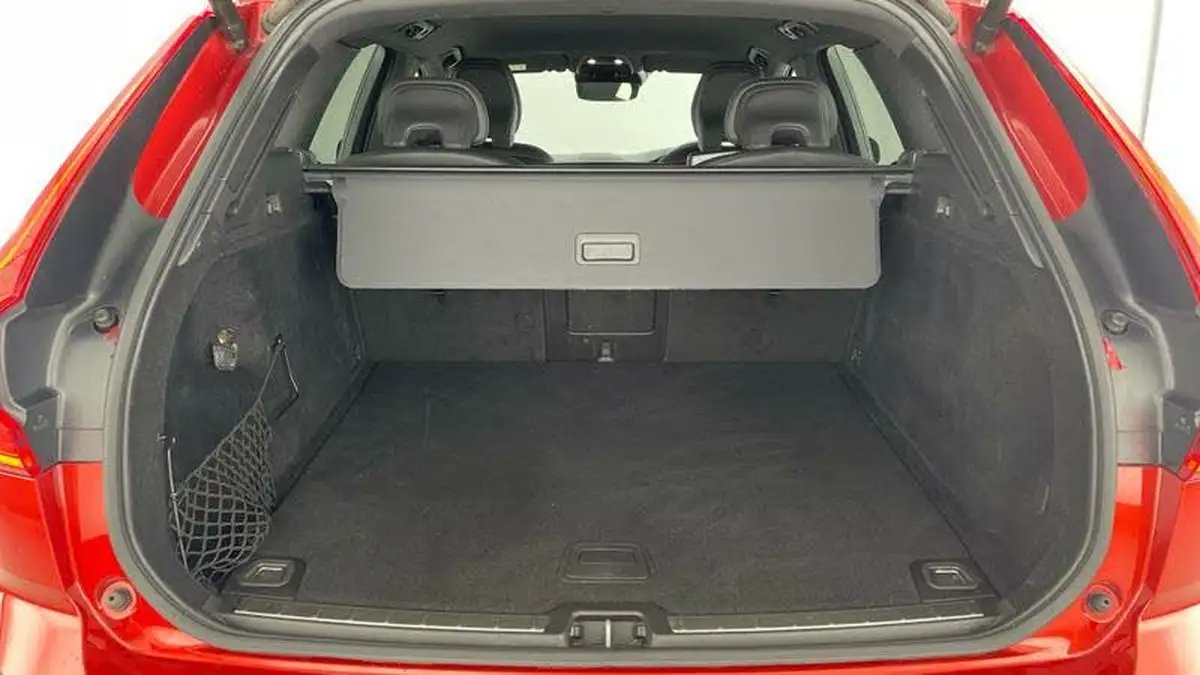 2021-volvo-xc60-20td-b4-r-design-awd-big-28