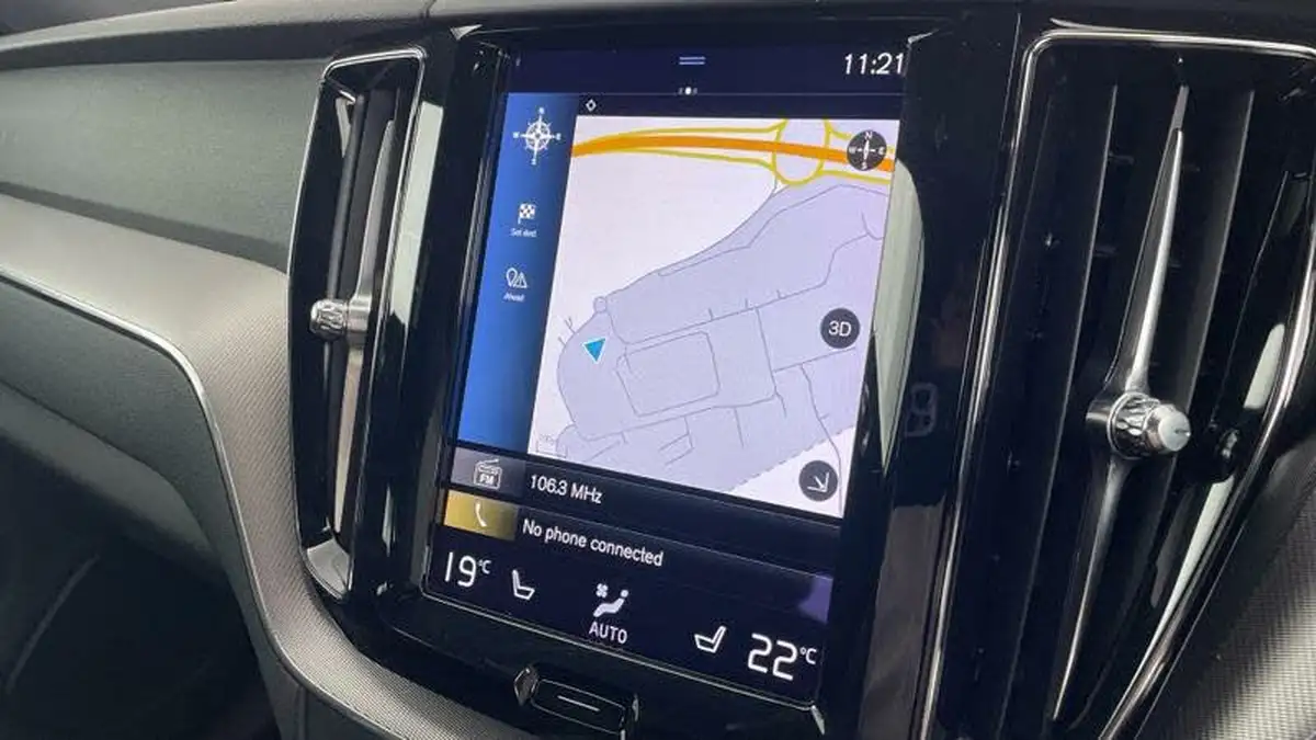 2021-volvo-xc60-20td-b4-r-design-awd-big-24