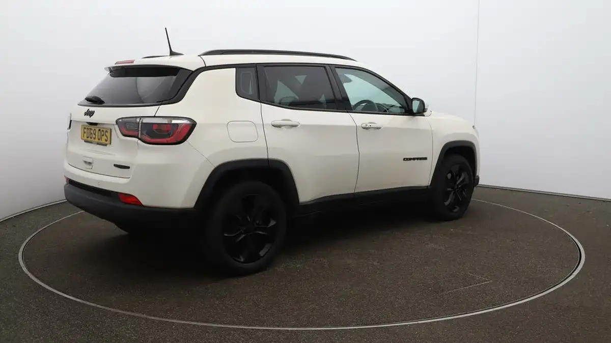 2020-jeep-compass-14-multiair-ii-night-eagle-big-44