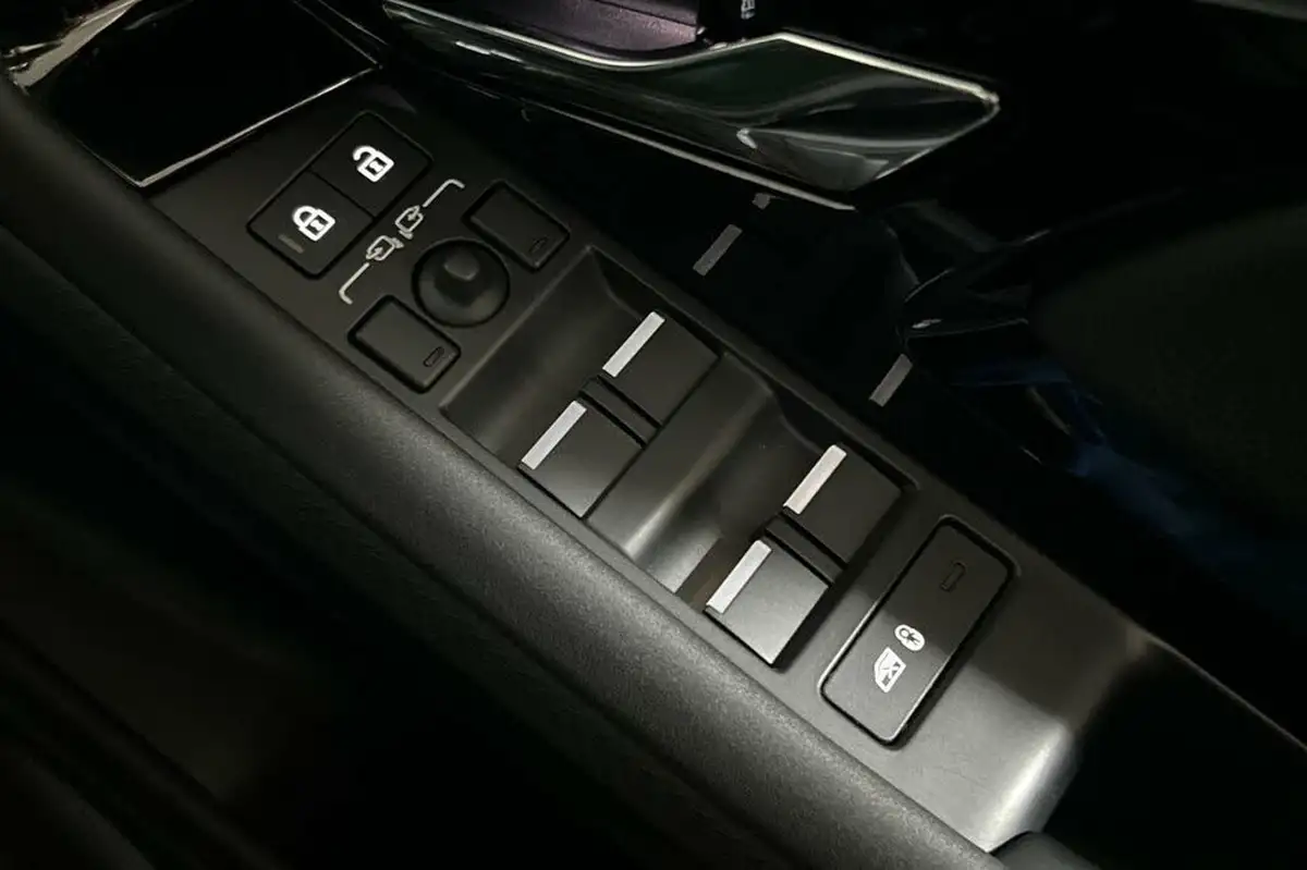 2022-land-rover-range-rover-evoque-20-d200-r-dynamic-s-big-33