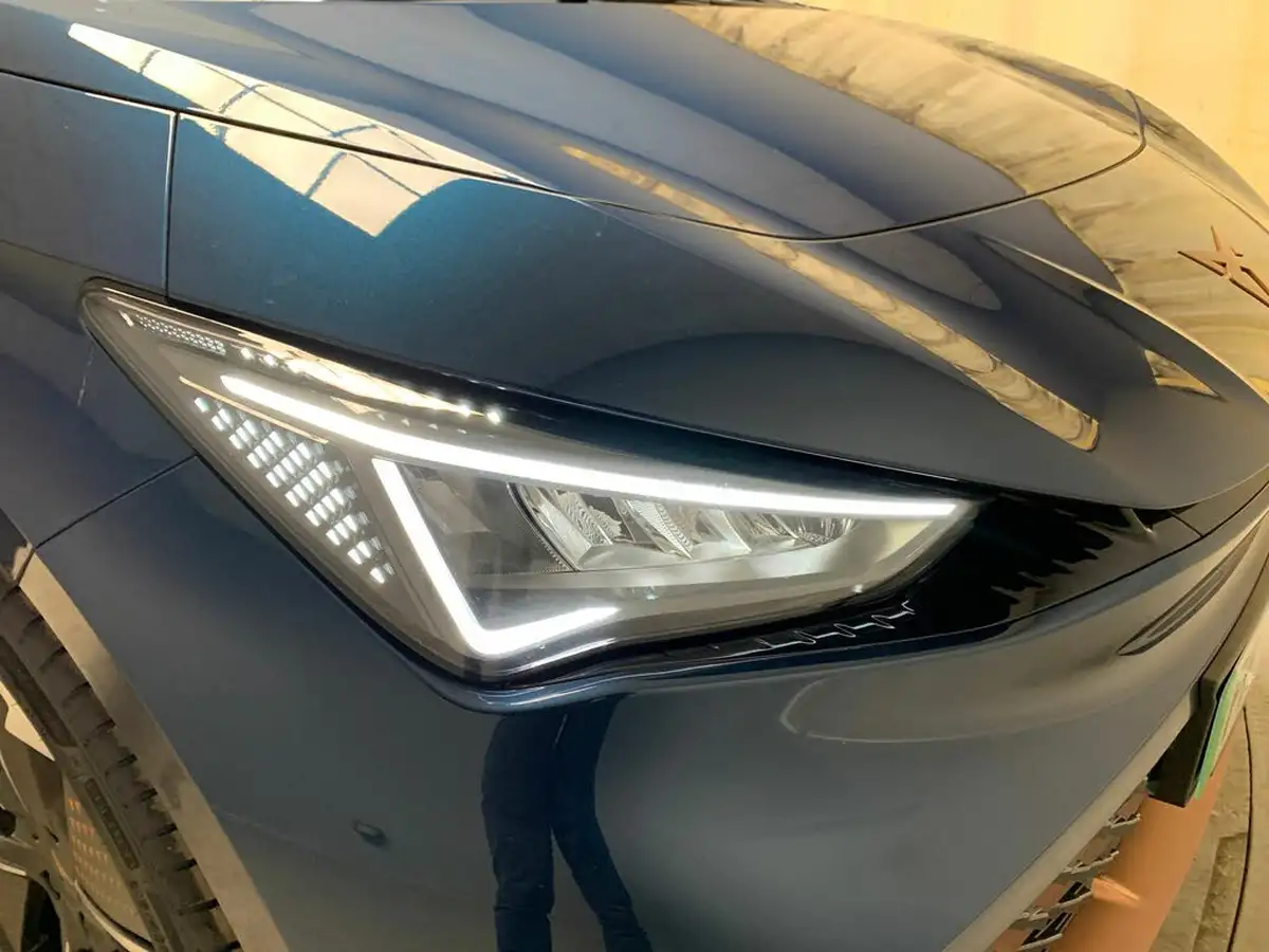 2024-cupra-born-e-v3-edition-big-18