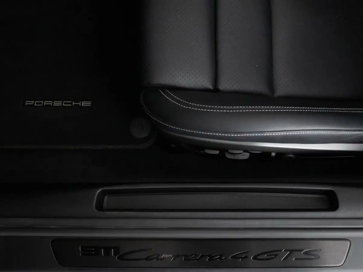 2021-porsche-911-30-carrera-4-gts-480ps-cabriolet-big-38