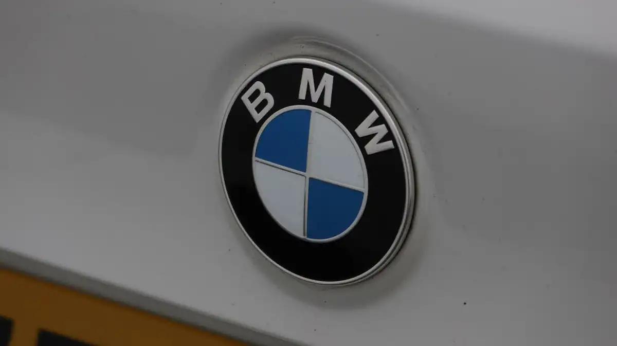 2019-bmw-5-series-20-520i-m-sport-plus-pack-touring-5d-big-21