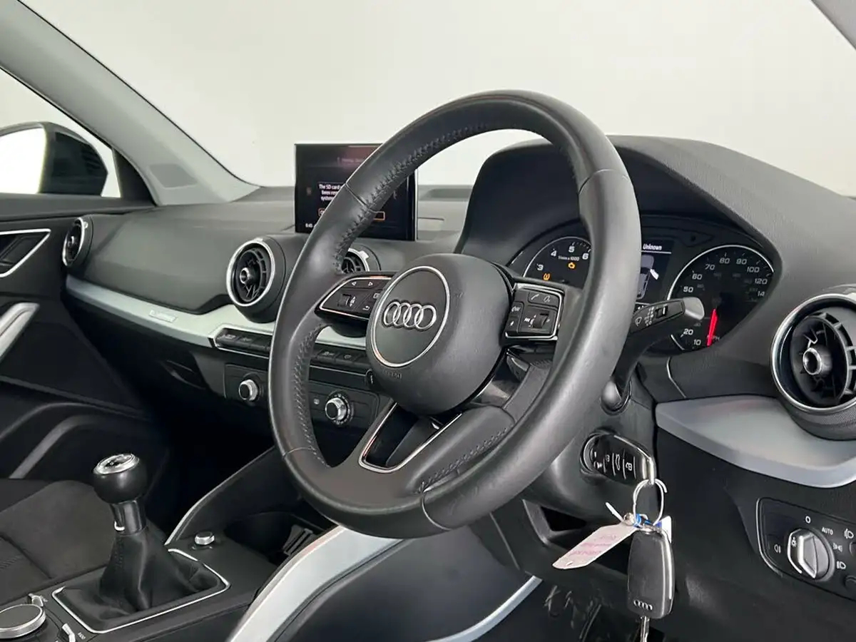 2020-audi-q2-10-30-tfsi-sport-116ps-big-10