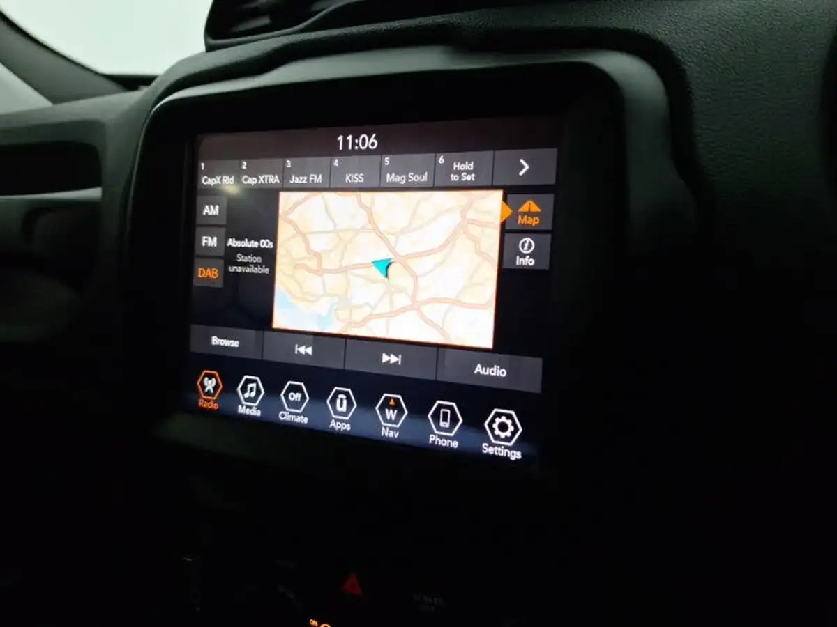 2021-jeep-renegade-13-gse-night-eagle-big-10