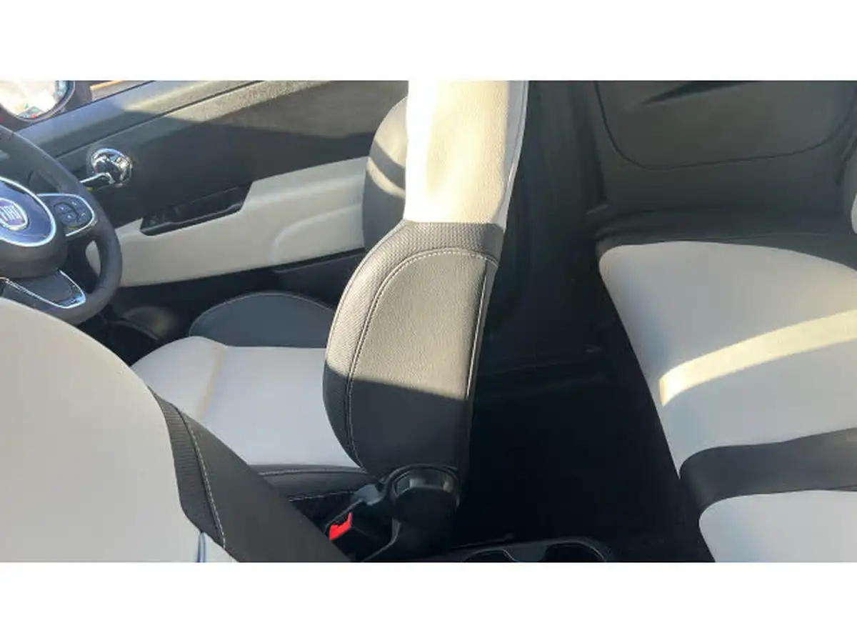 2022-fiat-500-10-dolcevita-big-15