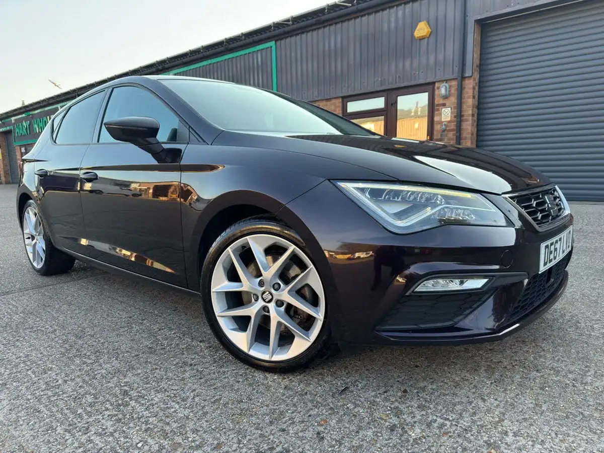 2017-seat-leon-18-tsi-fr-technology-hatchback-5d-big-0