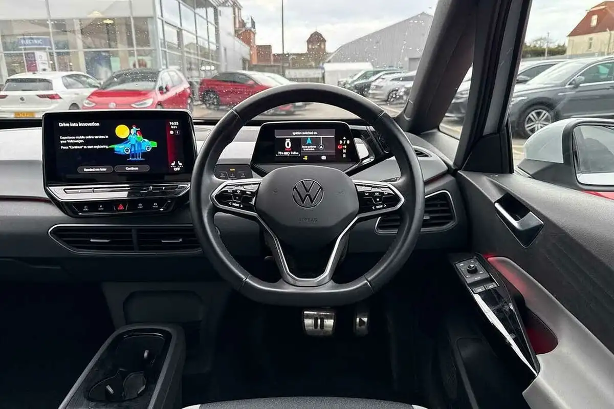2020-volkswagen-id3-e-business-big-12
