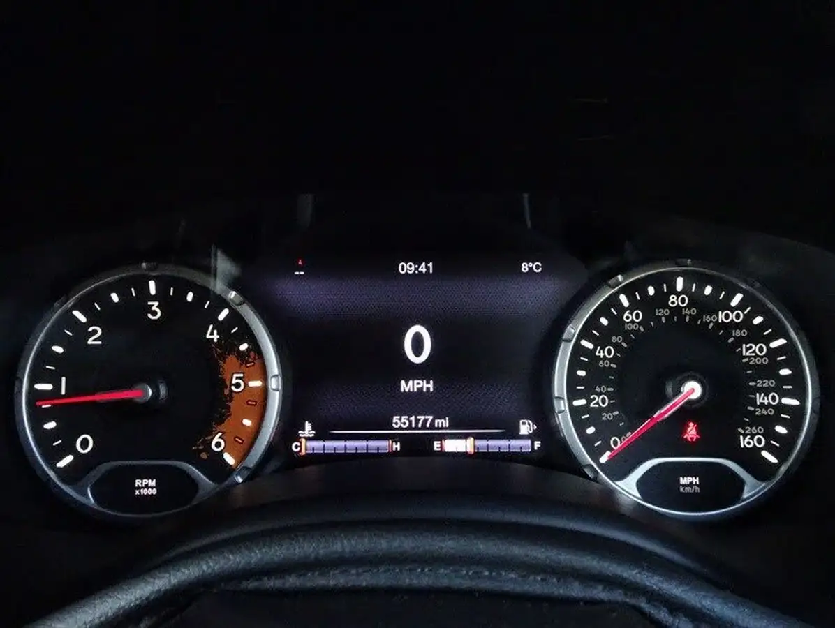 2016-jeep-renegade-16-multijet-ii-limited-ss-big-29