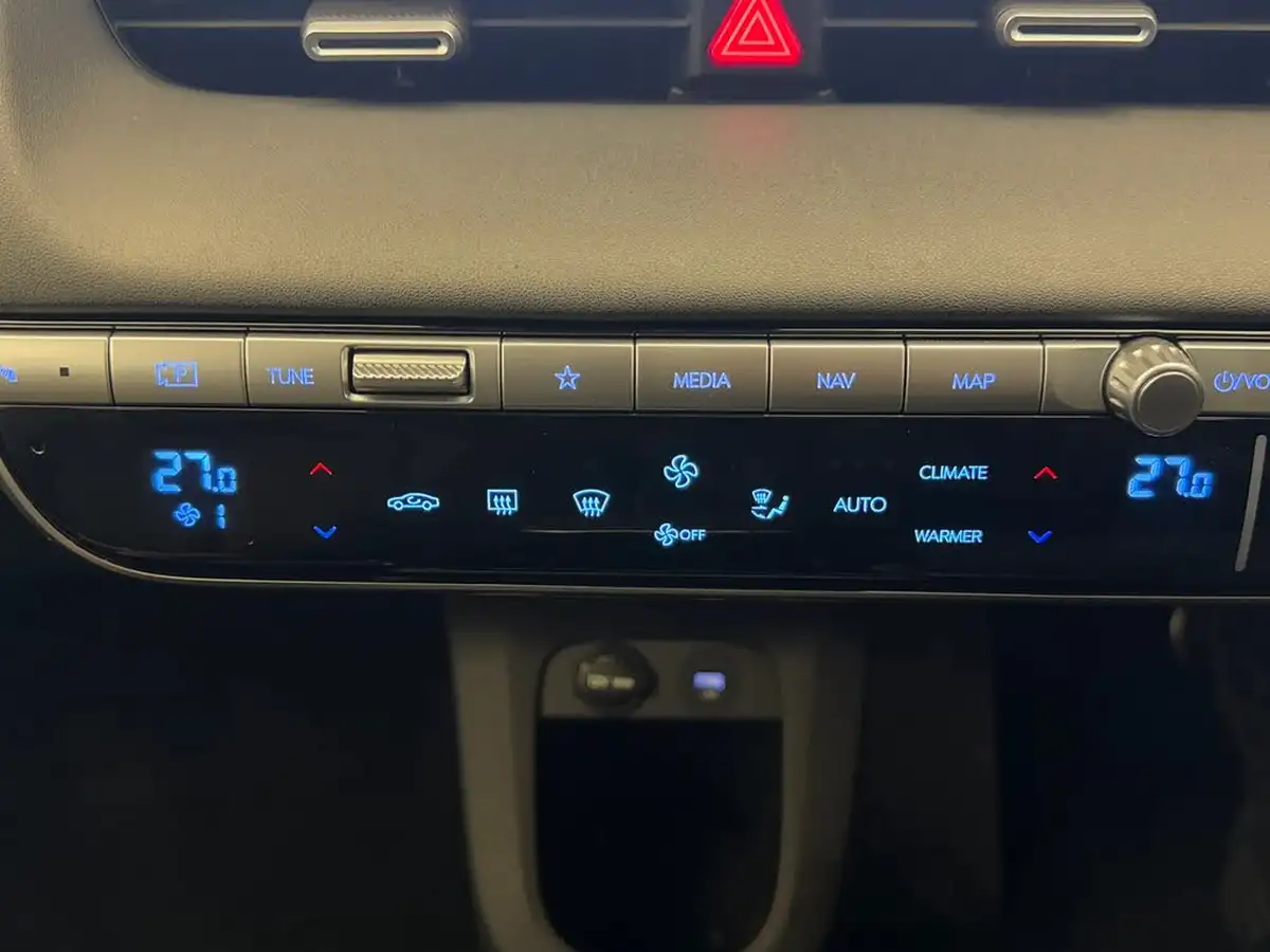 2023-hyundai-ioniq-5-e-ultimate-228ps-77kwh-rwd-big-26