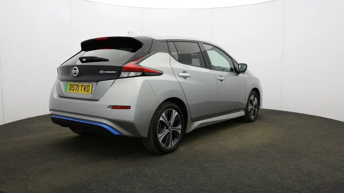 2022-nissan-leaf-e-n-connecta-big-50