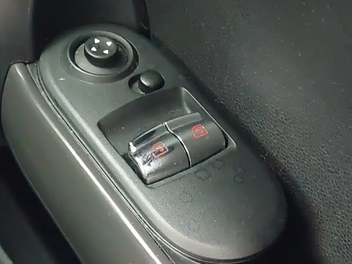 2018-mini-cooper-15-cooper-series-ii-ss-hatchback-3d-big-18