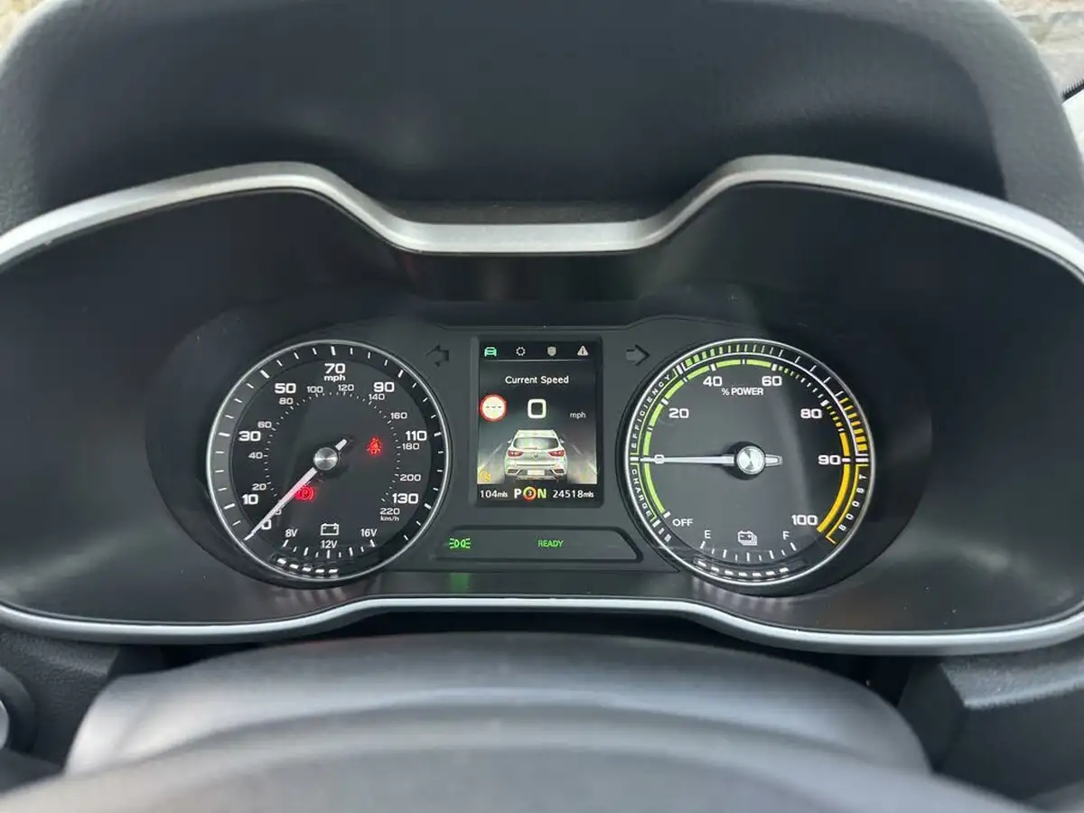 2021-mg-zs-suv-e-exclusive-ev-big-31