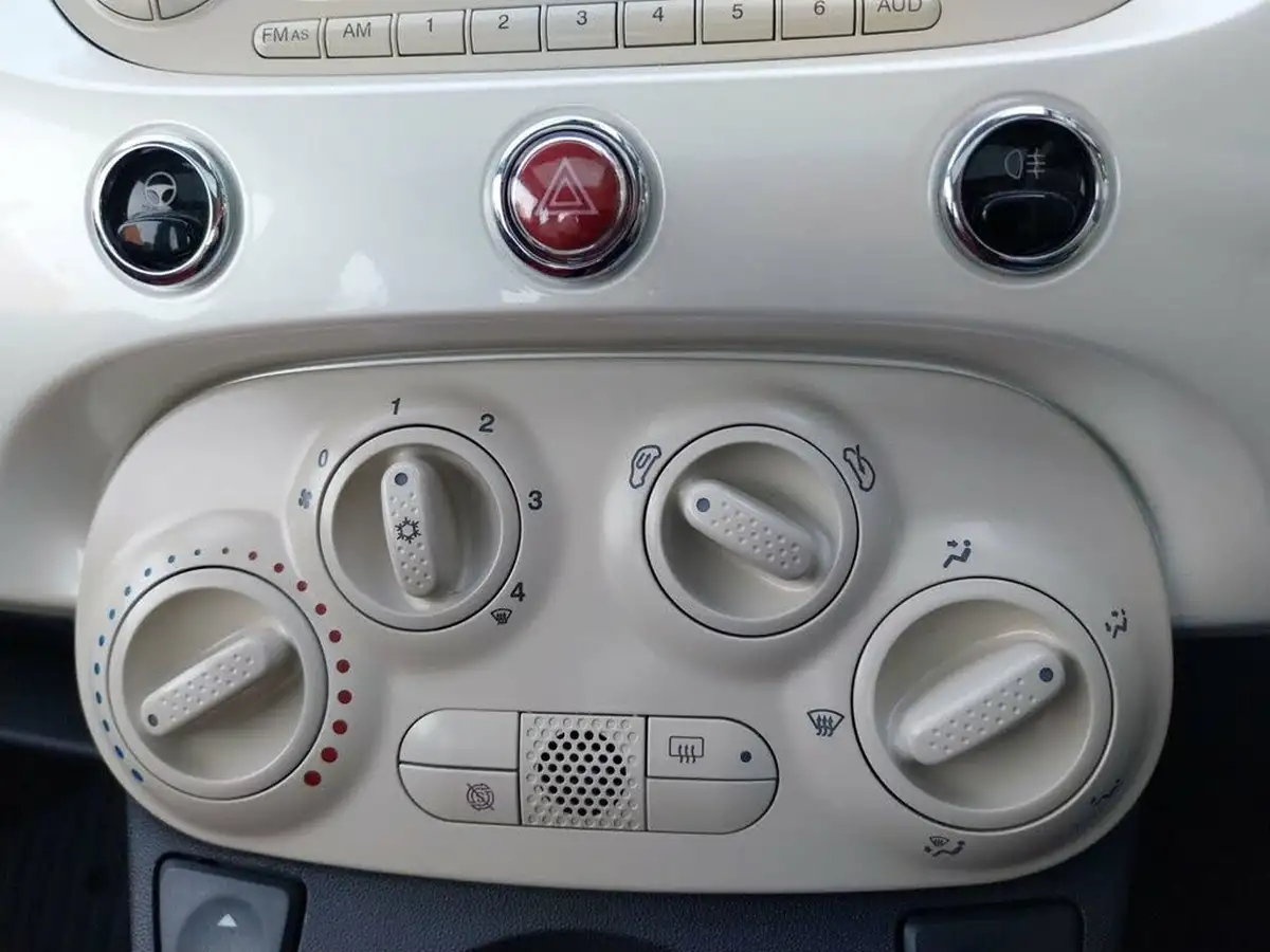 2013-fiat-500-big-16