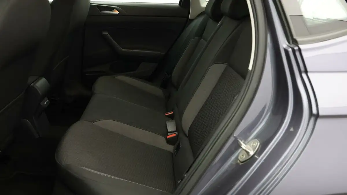 2022-volkswagen-polo-10-tsi-life-dsg-big-15