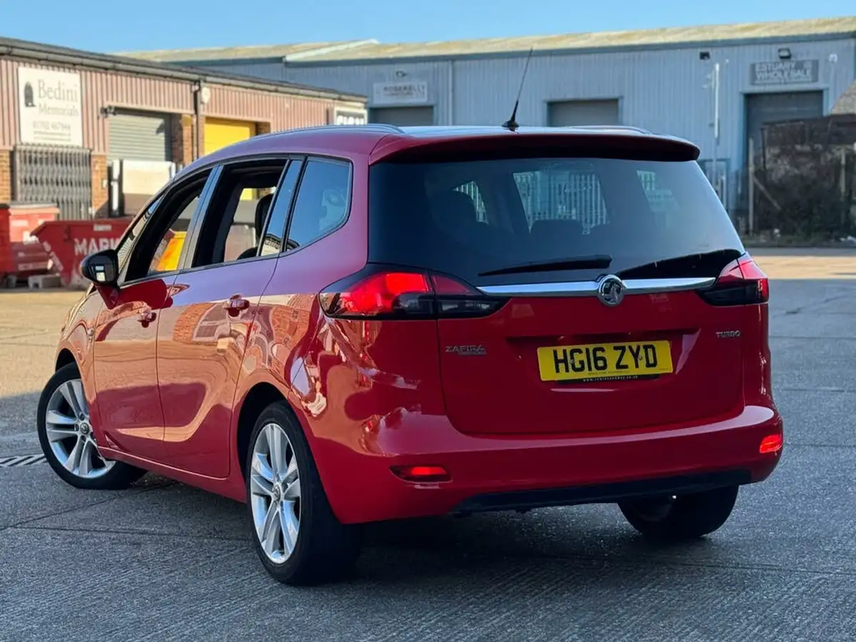 2016-vauxhall-zafira-tourer-14i-16v-turbo-sri-big-1