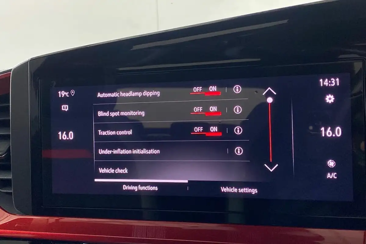 2023-vauxhall-mokka-e-gs-big-21