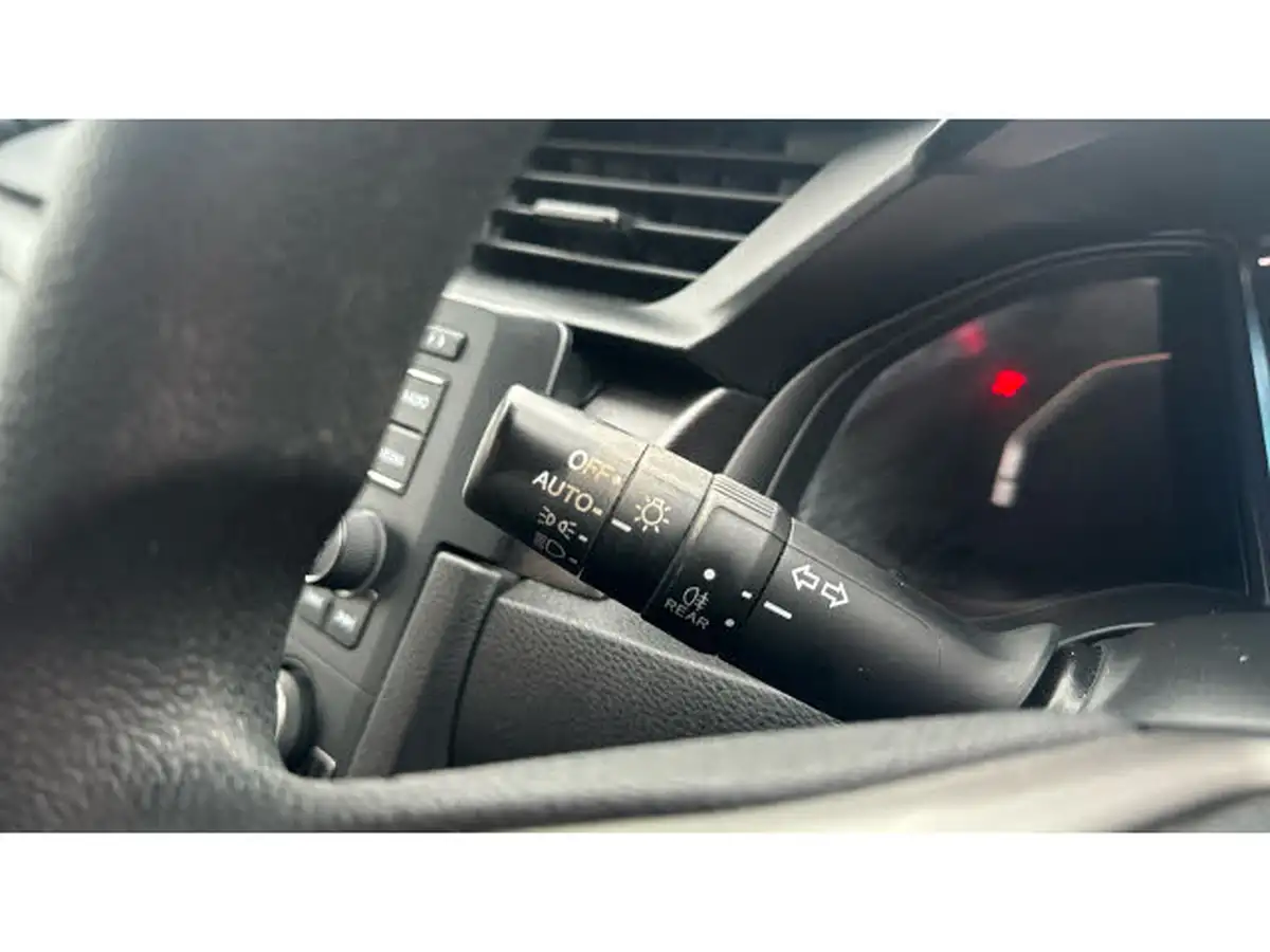 2020-honda-civic-10-vtec-turbo-se-hatchback-5d-big-25