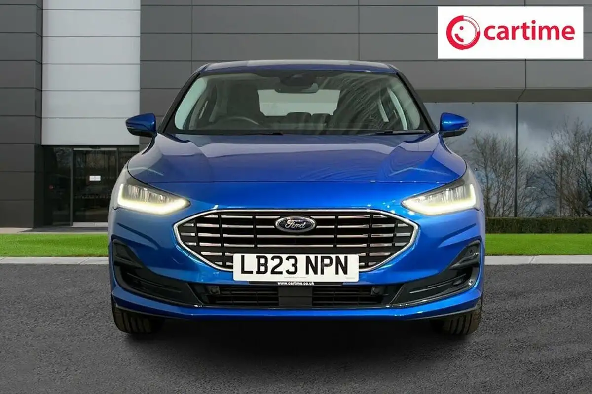 2022-ford-focus-10t-titanium-155ps-hybrid-mhev-hatchback-big-3