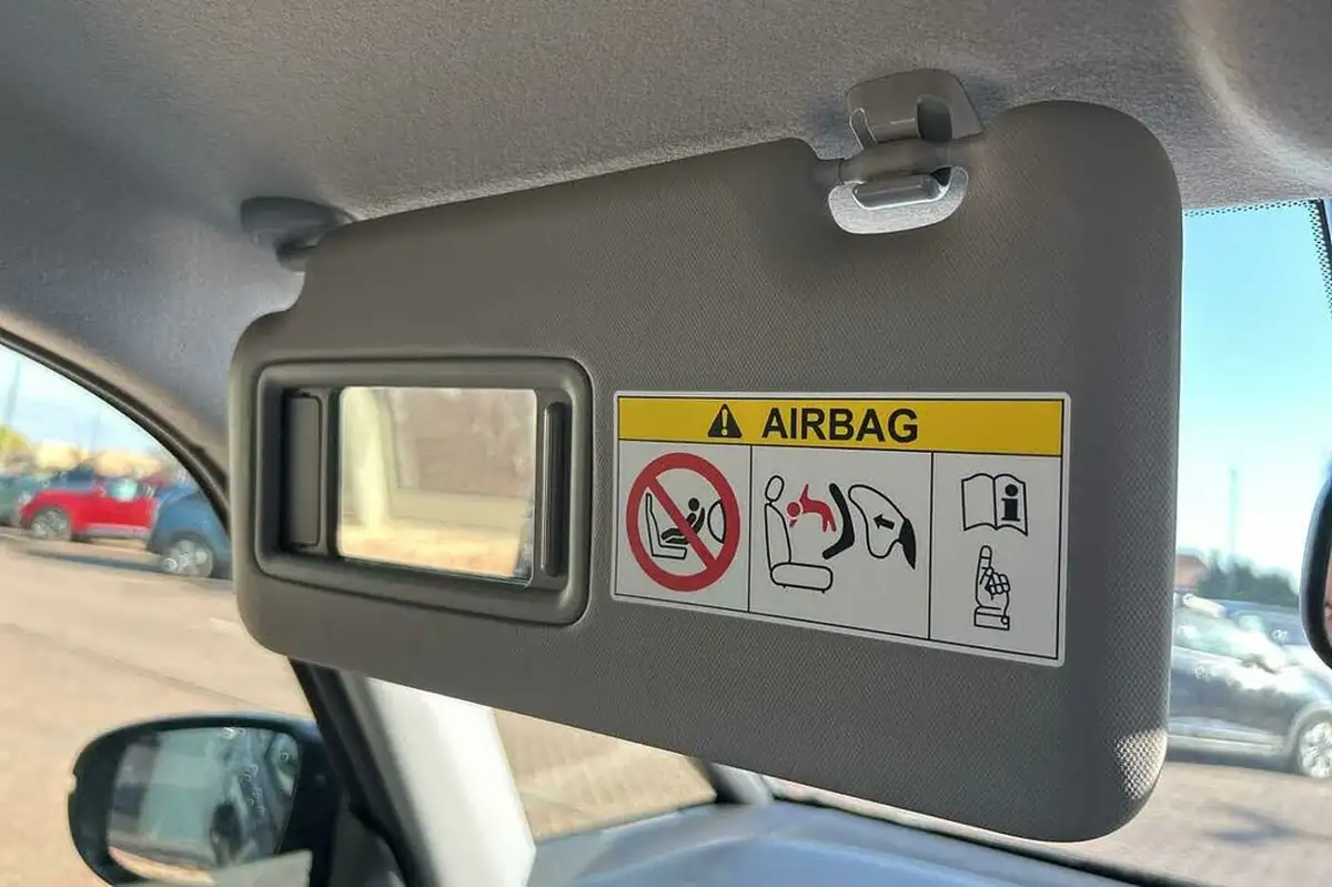 2021-honda-jazz-15-i-mmd-se-109ps-big-31