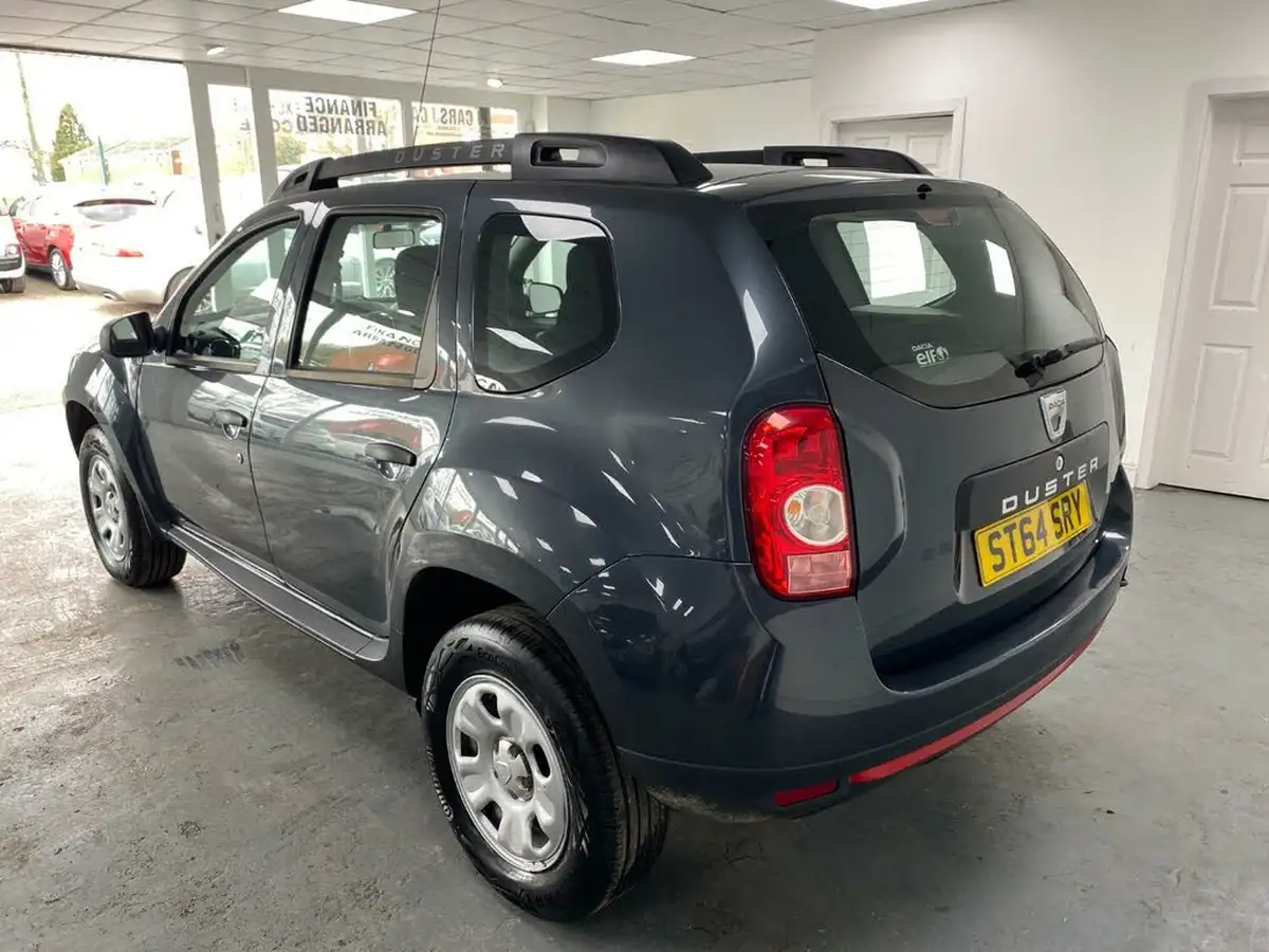 2014-dacia-duster-15d-ambiance-109bhp-4x4-big-3
