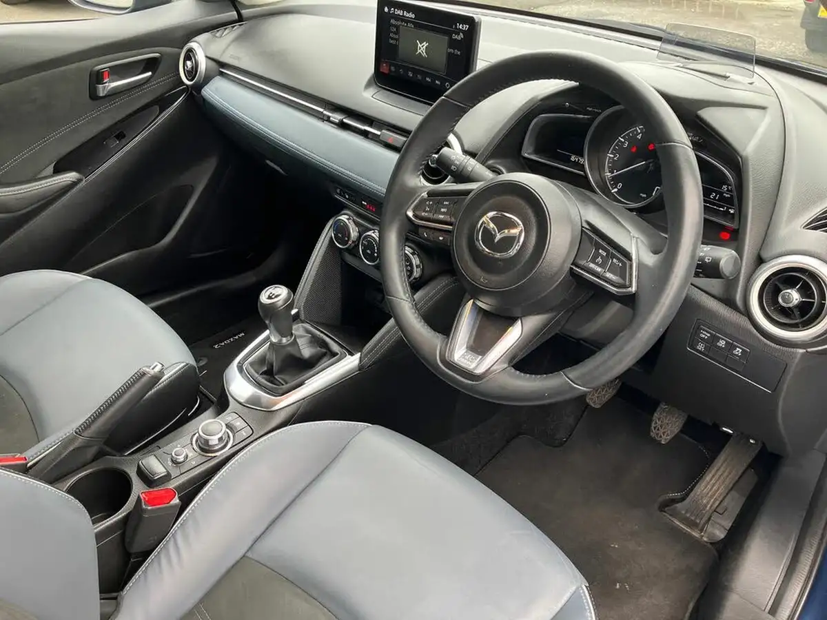 2022-mazda-mazda2-15-e-skyactiv-g-gt-sport-big-24