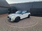 2017-mini-clubman-15-cooper-ss-small-29