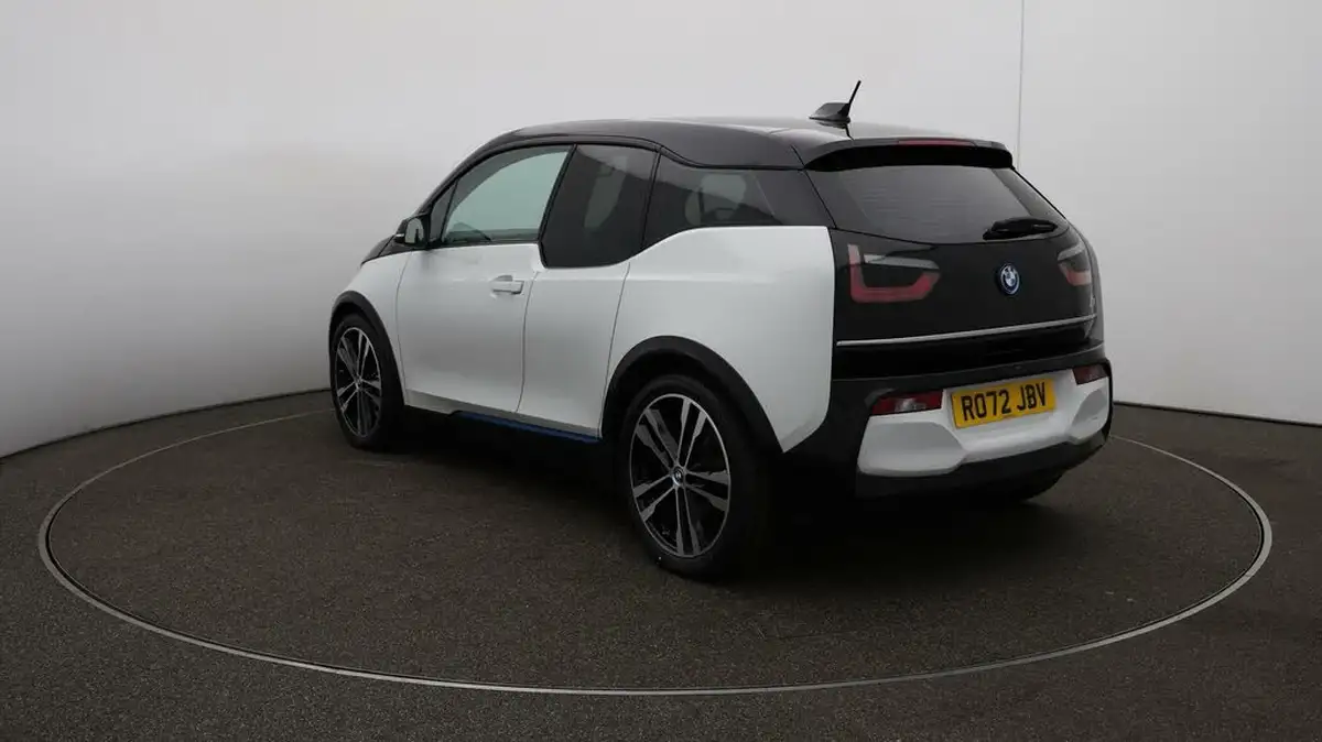 2022-bmw-i3-e-120-ah-s-big-53