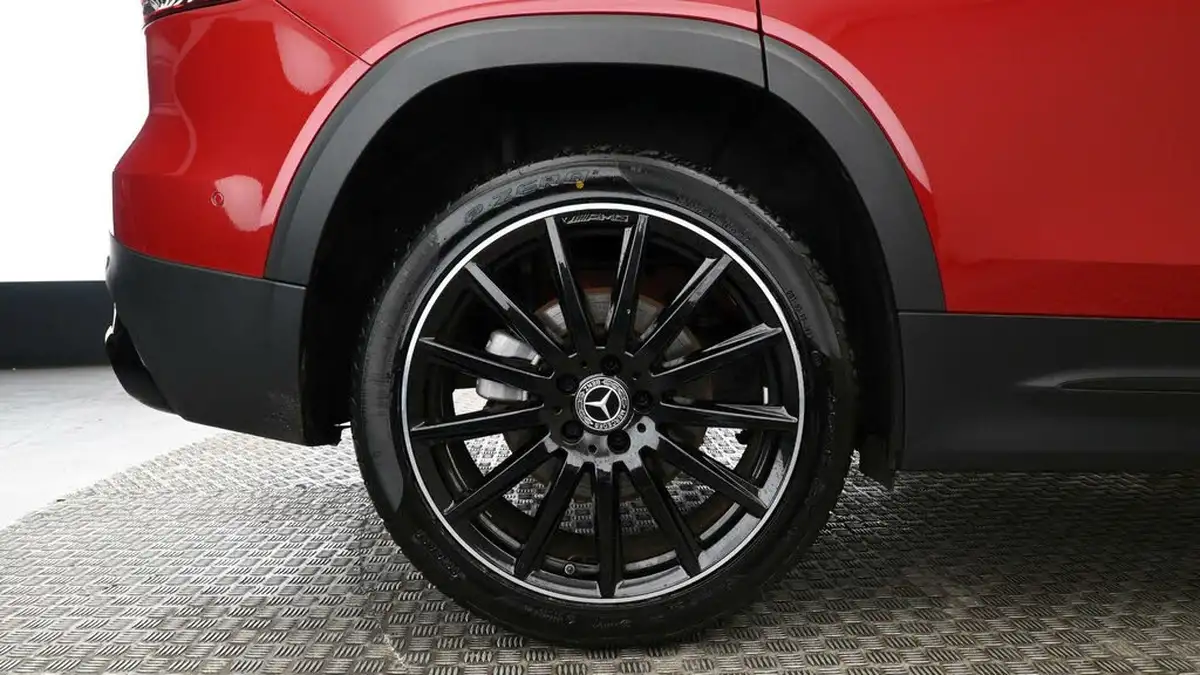 2023-mercedes-benz-glb-class-13-glb200-amg-line-premium-plus-night-edition-big-13
