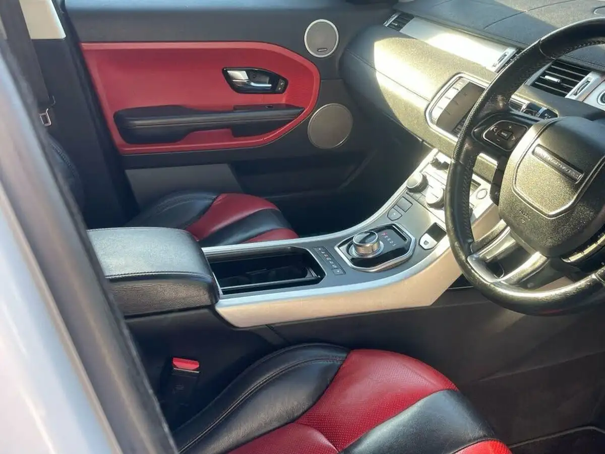 2013-land-rover-range-rover-evoque-22td-dynamic-hatchback-5d-auto-big-17