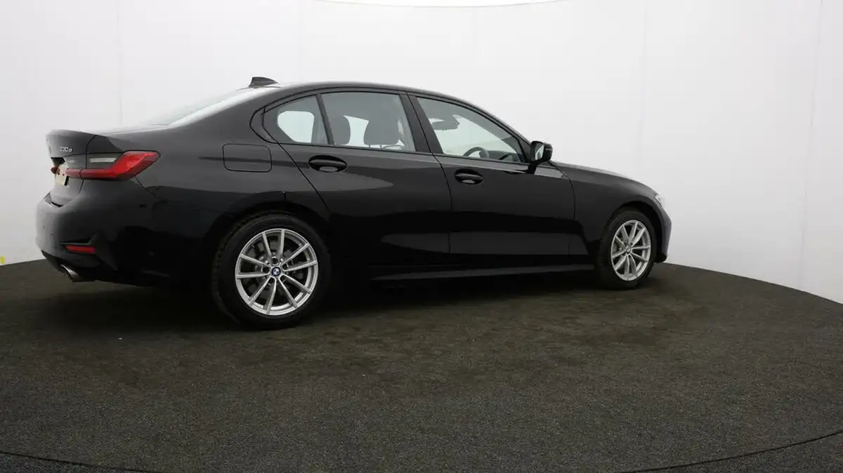 2020-bmw-3-series-20-330e-se-pro-saloon-4d-big-26
