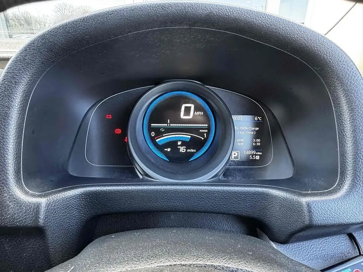 2019-nissan-env200-e-acenta-panel-van-auto-big-32