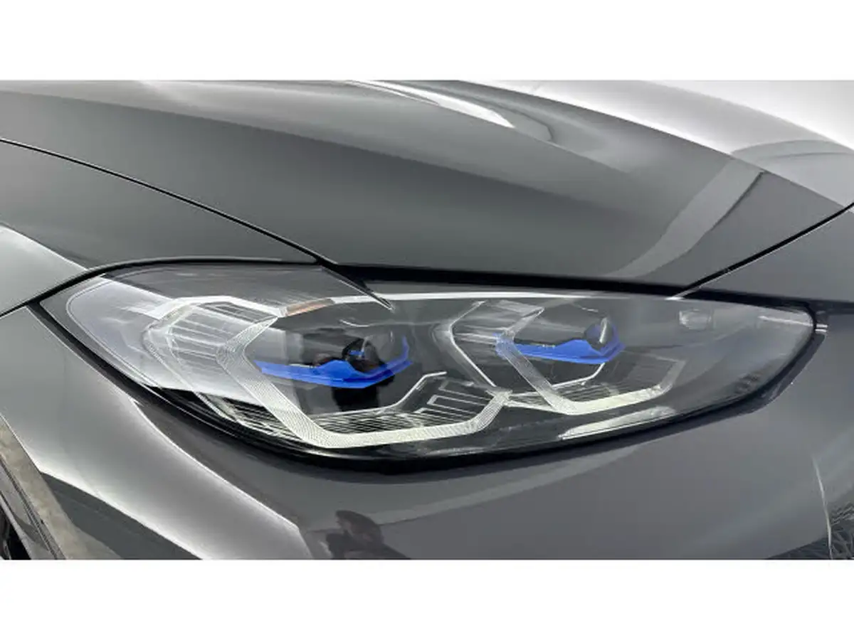 2022-bmw-i4-e-m50-big-21
