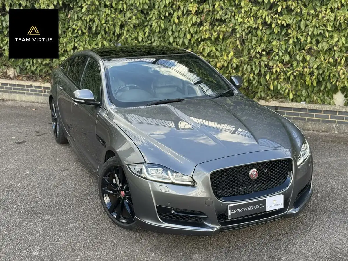 2017-jaguar-xj-series-30-xj-r-sport-big-4