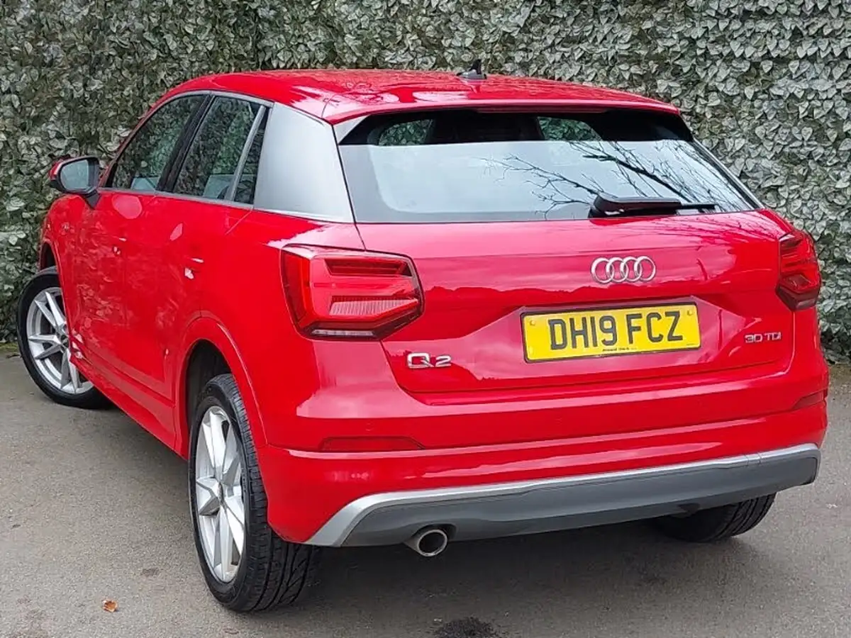 2019-audi-q2-16-30-tdi-s-line-big-1