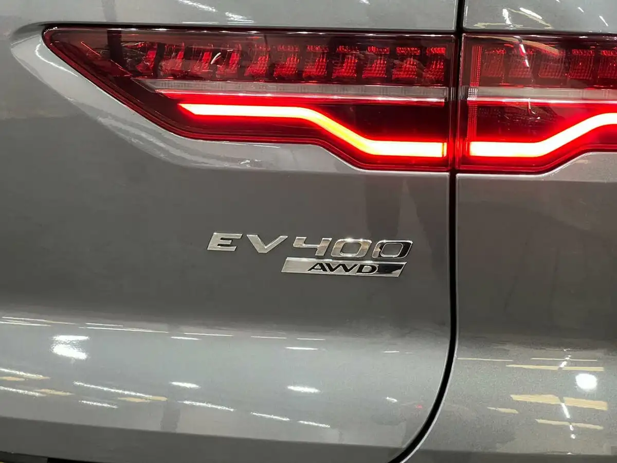 2020-jaguar-i-pace-ev400-s-big-16