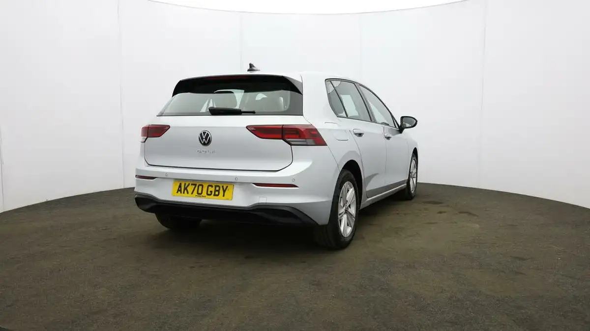 2020-volkswagen-golf-15-tsi-life-130ps-hatchback-big-52