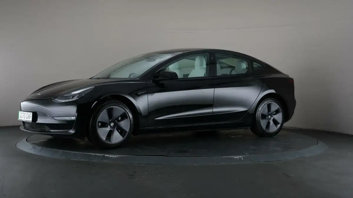 2021-tesla-model-3-e-long-range-4x4-big-34