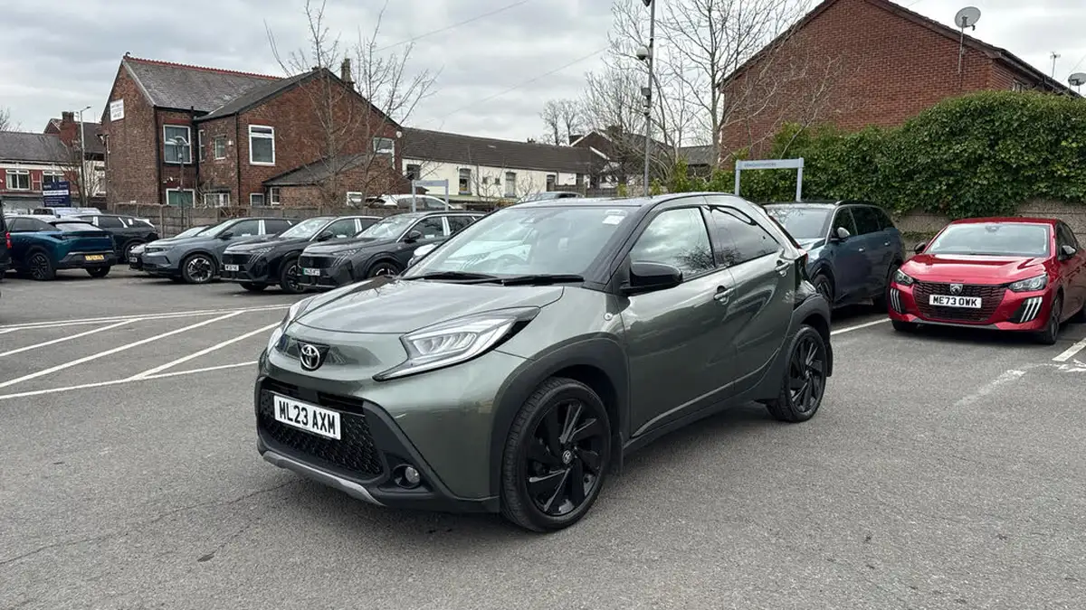 2023-toyota-aygo-x-10-vvt-i-exclusive-big-6
