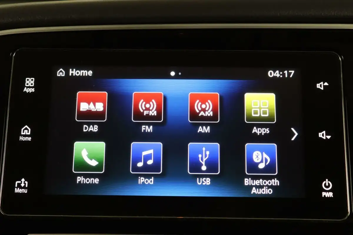 2019-mitsubishi-outlander-20-juro-7st-big-24