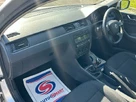 2013-skoda-rapid-12-se-105ps-greentech-small-7