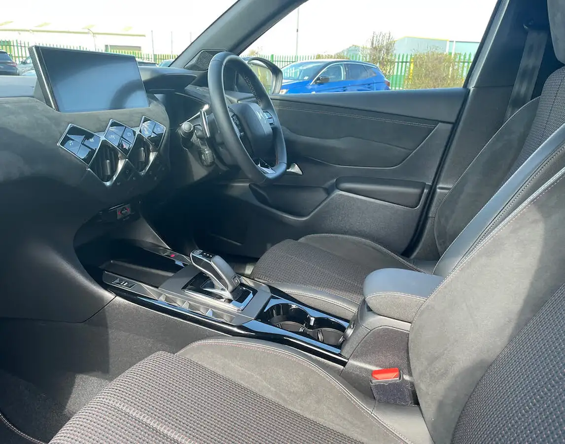 2022-ds-ds-3-crossback-12-puretech-performance-line-130ps-big-9
