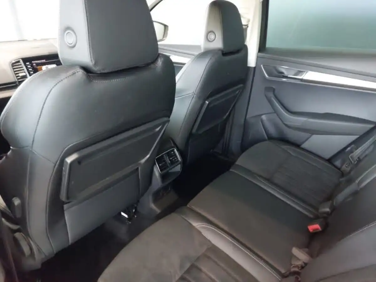 2023-skoda-karoq-15-tsi-se-l-big-5