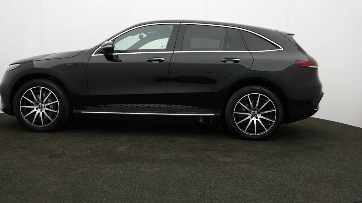 2022-mercedes-benz-eqc-e-eqc-400-amg-line-big-61