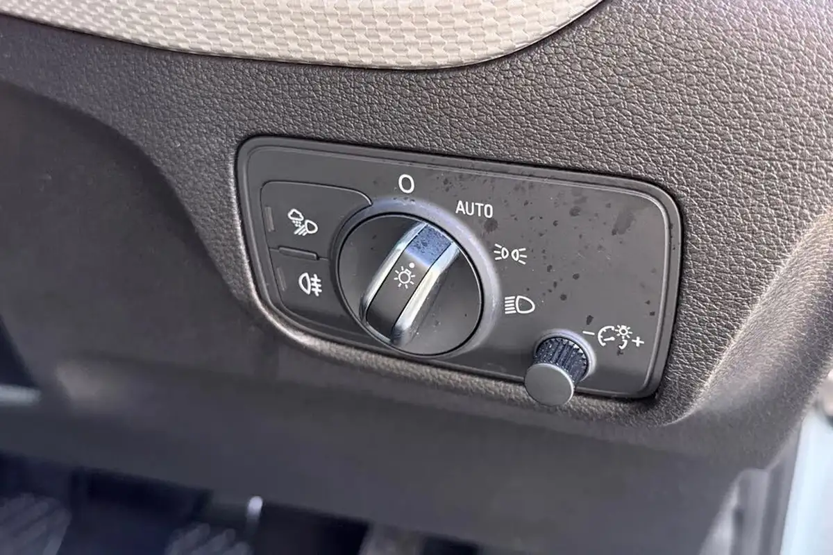 2021-audi-q2-10-30-tfsi-technik-big-39