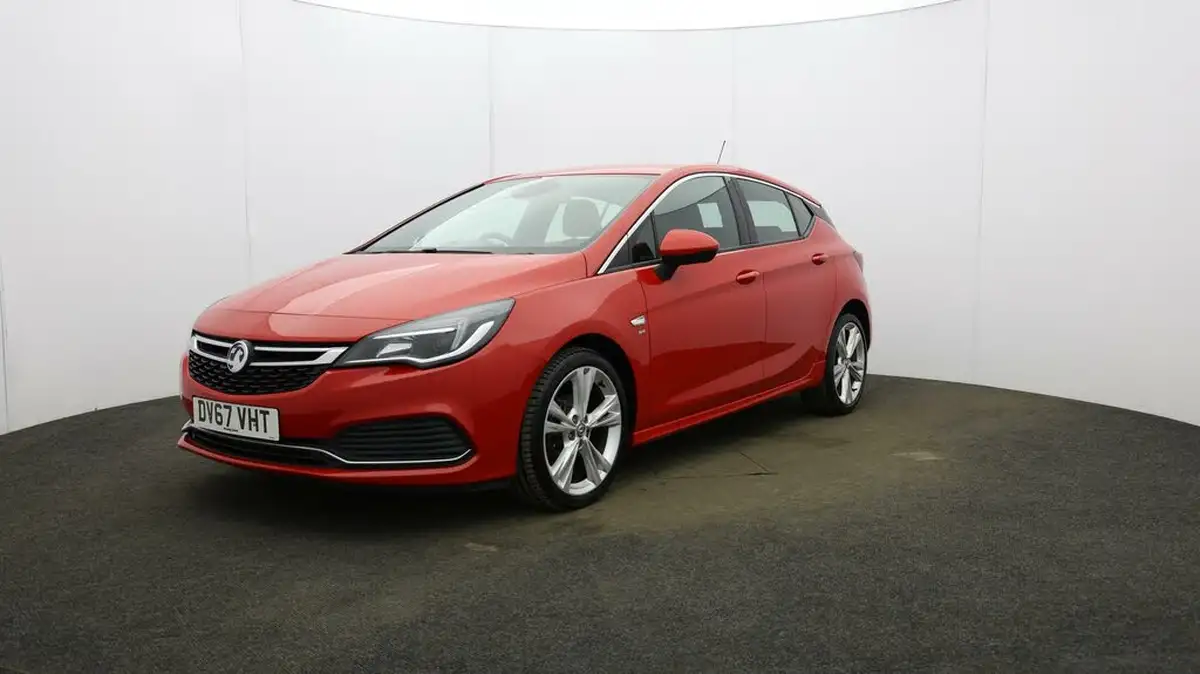 2017-vauxhall-astra-14i-16v-turbo-sri-vx-line-big-2
