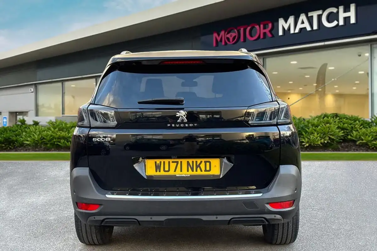 2021-peugeot-5008-suv-15-bluehdi-allure-premium-eat8-big-3