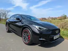 Infiniti Q30